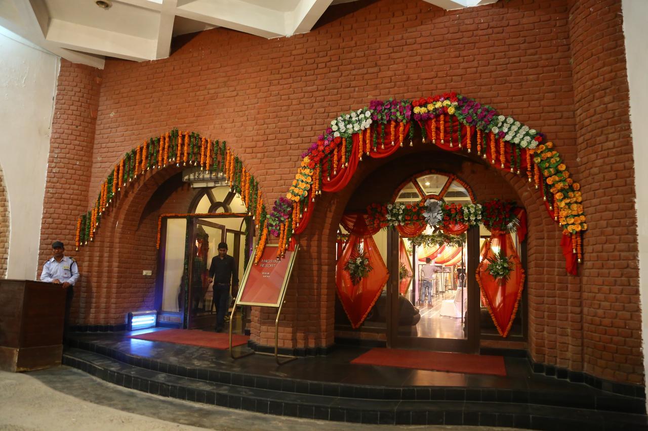 Magsons Resorts Vrindavan Kosi Exterior photo